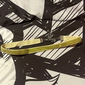 Green choker